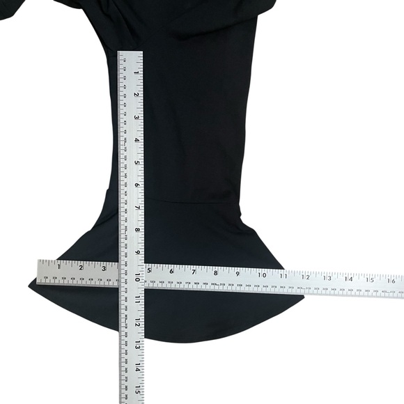 Lilly Pulitzer Black Karlie Wrap Romper NWT Large - Picture 10 of 10